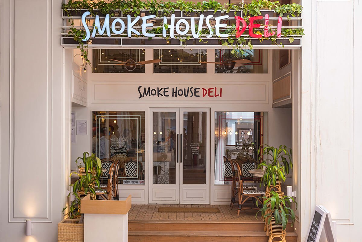 Smoke House Deli Kolkata: A Stylish All-Day Dining Experience